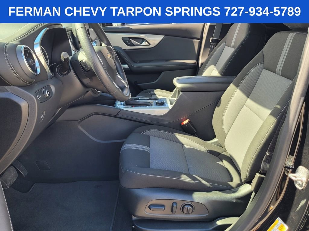 New 2025 Chevrolet Blazer LT w/ Midnight/Sport Edition image 13