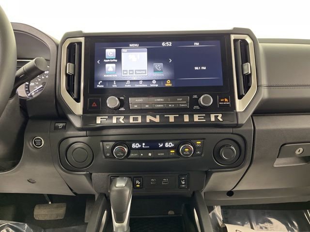 Used 2025 Nissan Frontier SV w/ SV Convenience Package image 25