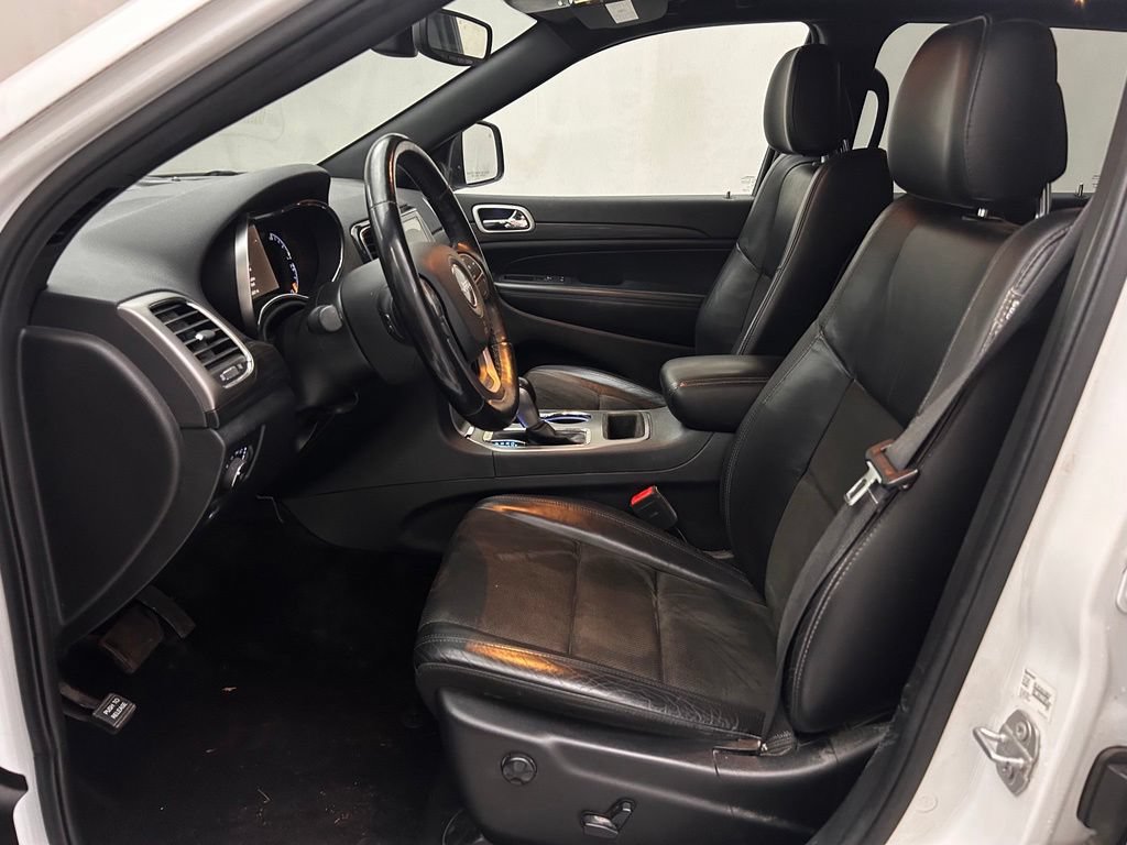 Certified 2020 Jeep Grand Cherokee Altitude AWD/4WD image 12