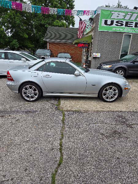Used 2004 Mercedes-Benz SLK 320 image 2