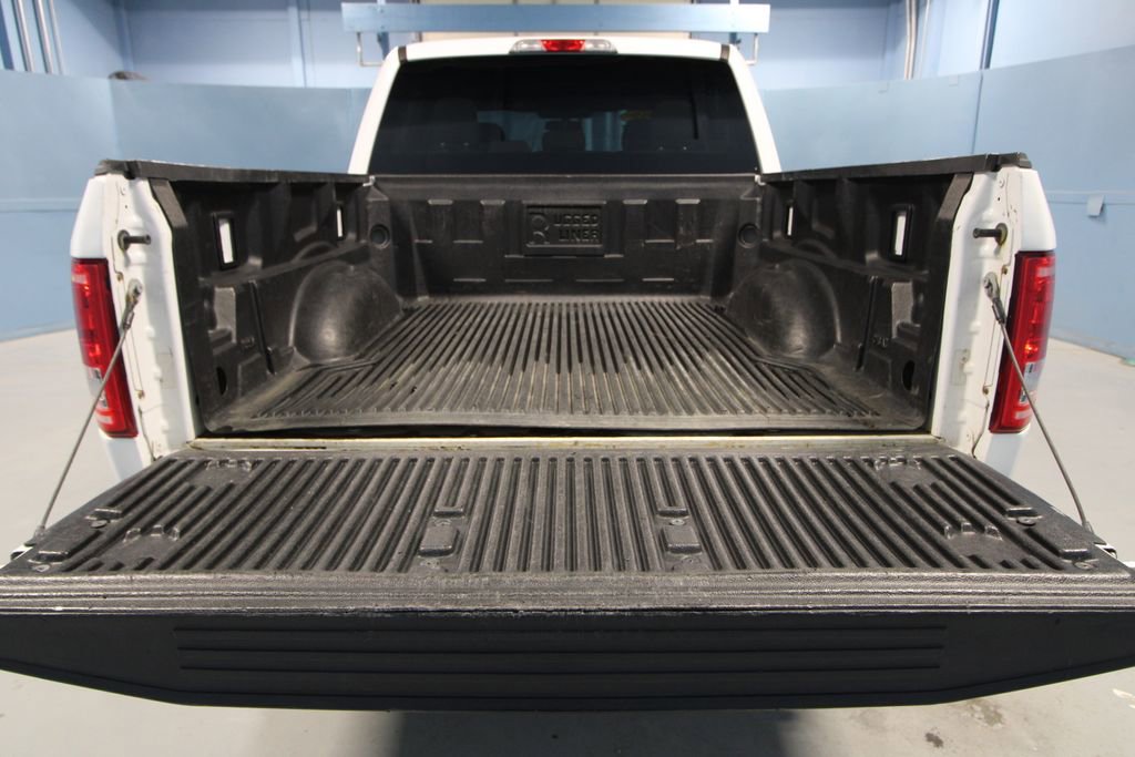 Used 2016 Ford F150 XLT image 32