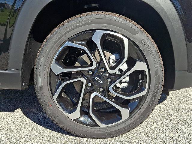 New 2026 Chevrolet Trax RS w/ Driver Confidence Package FWD image 5