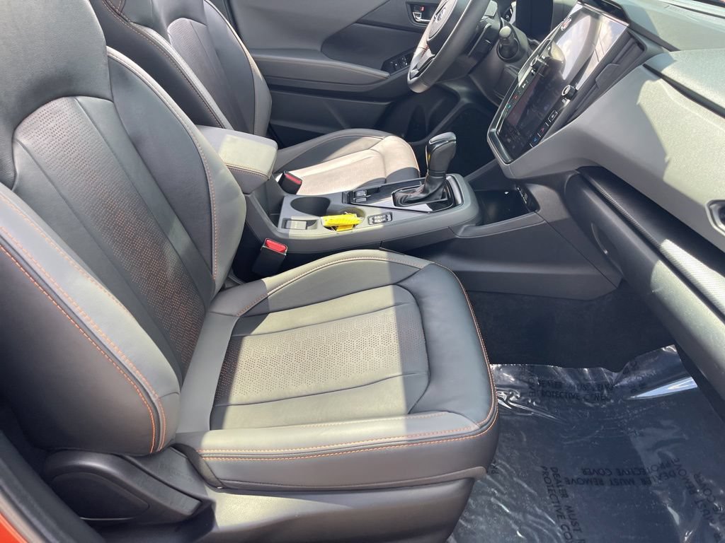 Certified 2025 Subaru Crosstrek 2.5i Limited w/ Popular Package #3A AWD/4WD image 38