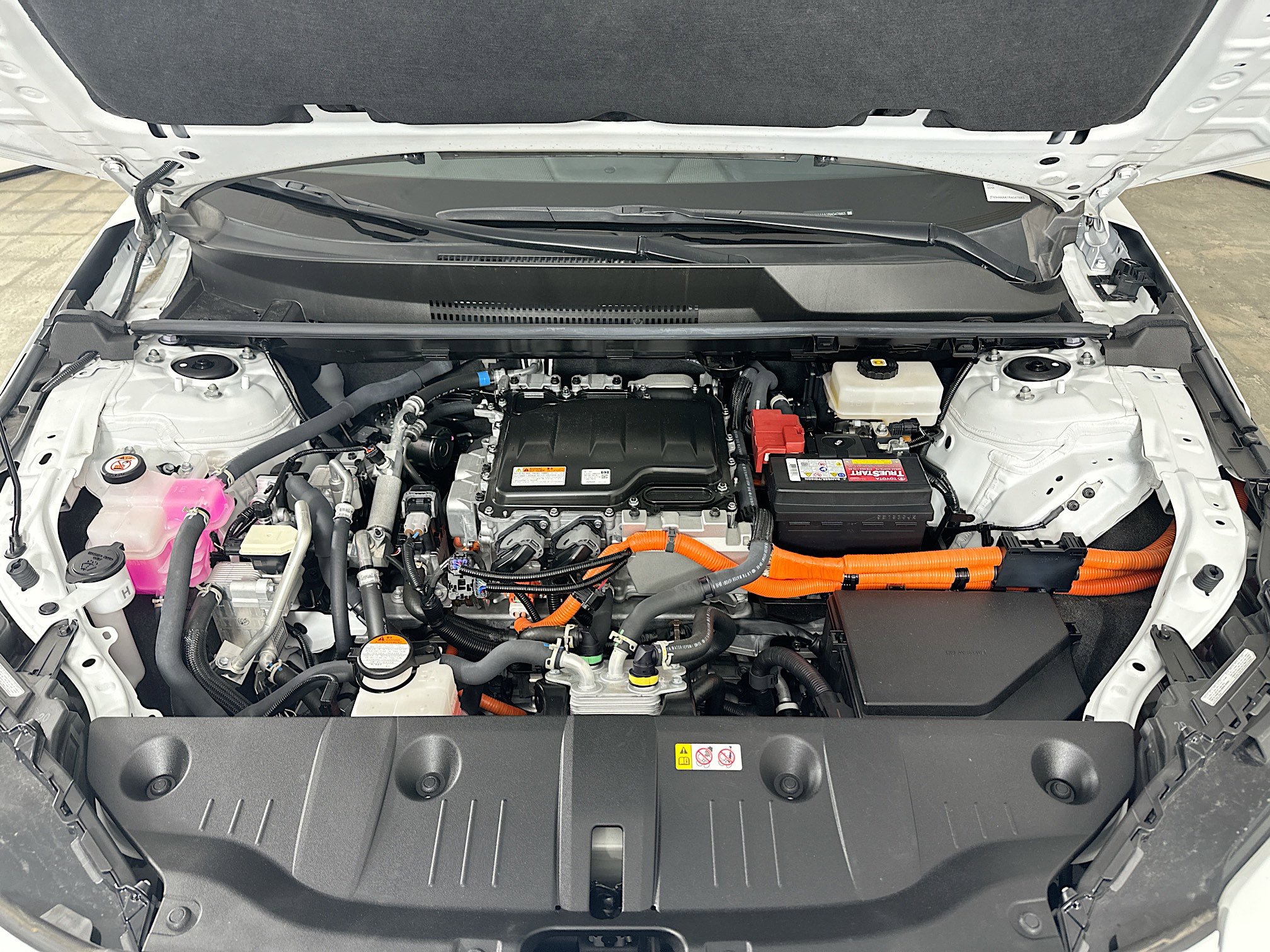 Used 2024 Toyota bZ4X FWD image 33