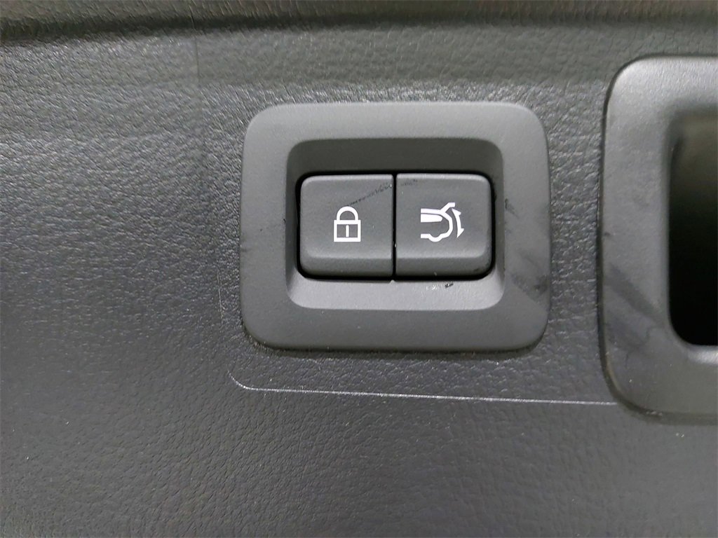 Used 2025 MAZDA CX-50 AWD 2.5 Hybrid w/ Weather Package image 13