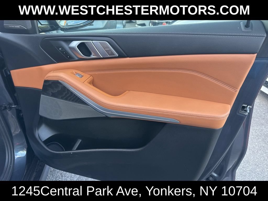 Used 2020 BMW X7 xDrive40i w/ M Sport Package AWD/4WD image 14