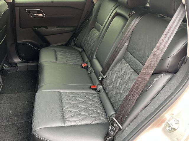 Certified 2024 Nissan Rogue Platinum w/ Platinum Premium Package image 19