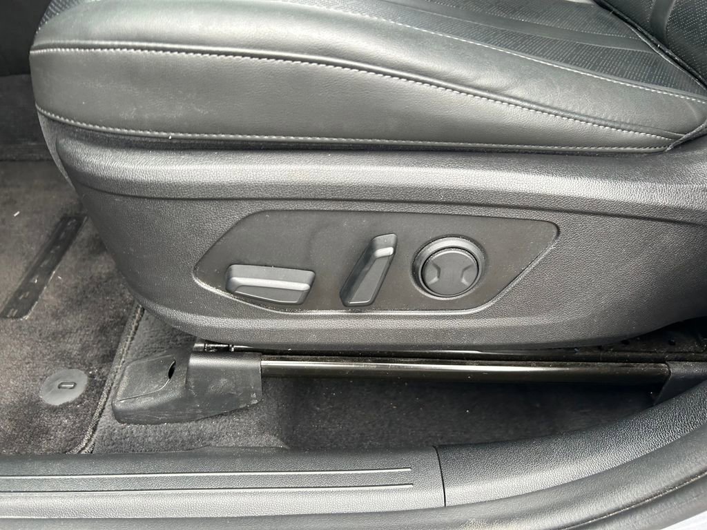 Used 2023 Kia Sorento SX AWD/4WD image 22