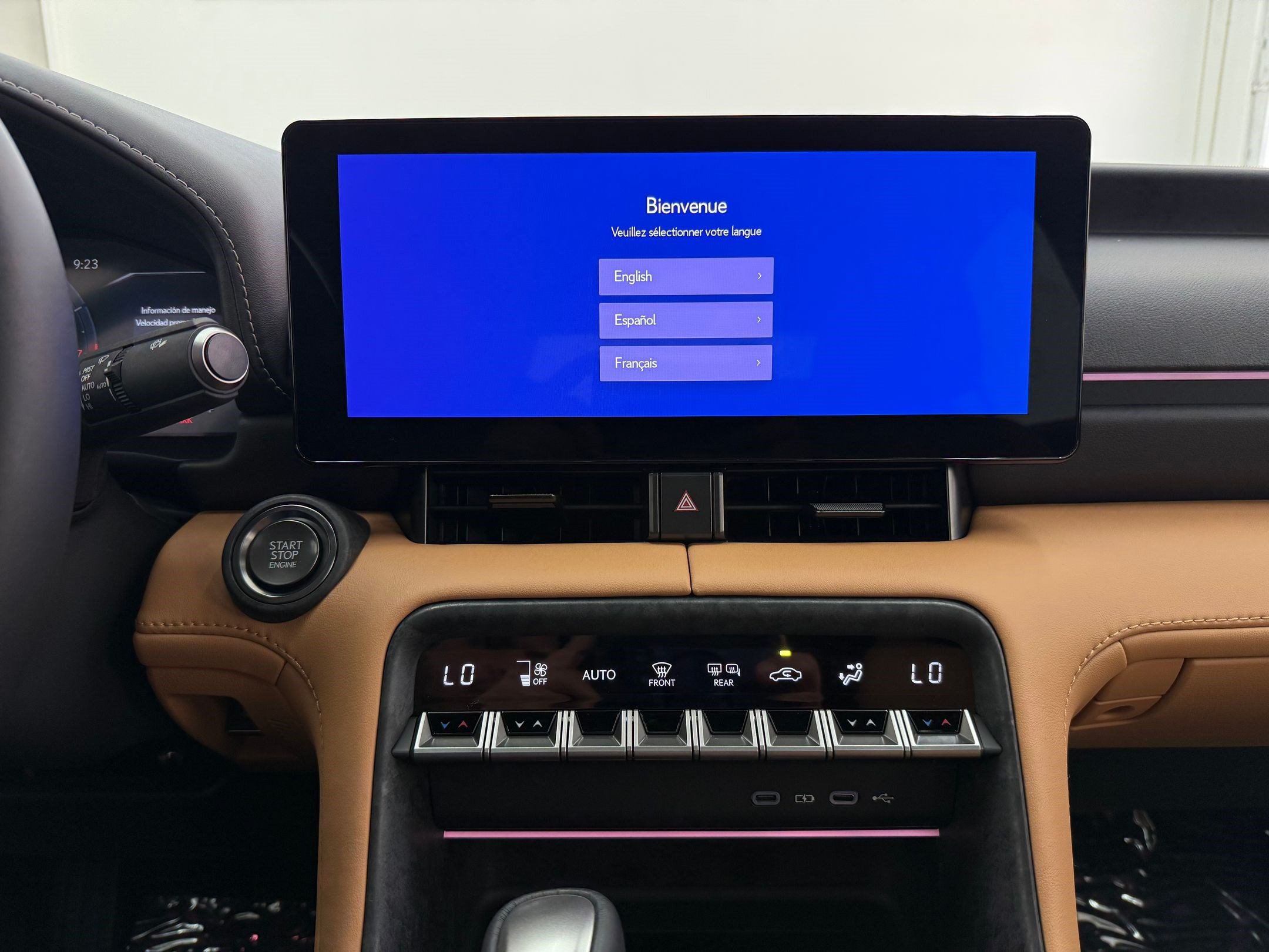 Used 2026 Lexus IS 350 F Sport w/ Accessory Package Z1 RWD image 17