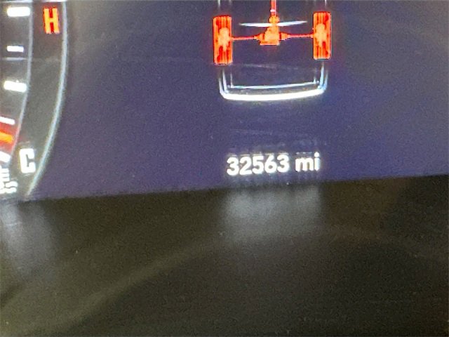 Used 2023 Dodge Challenger SXT w/ Cold Weather Group image 15