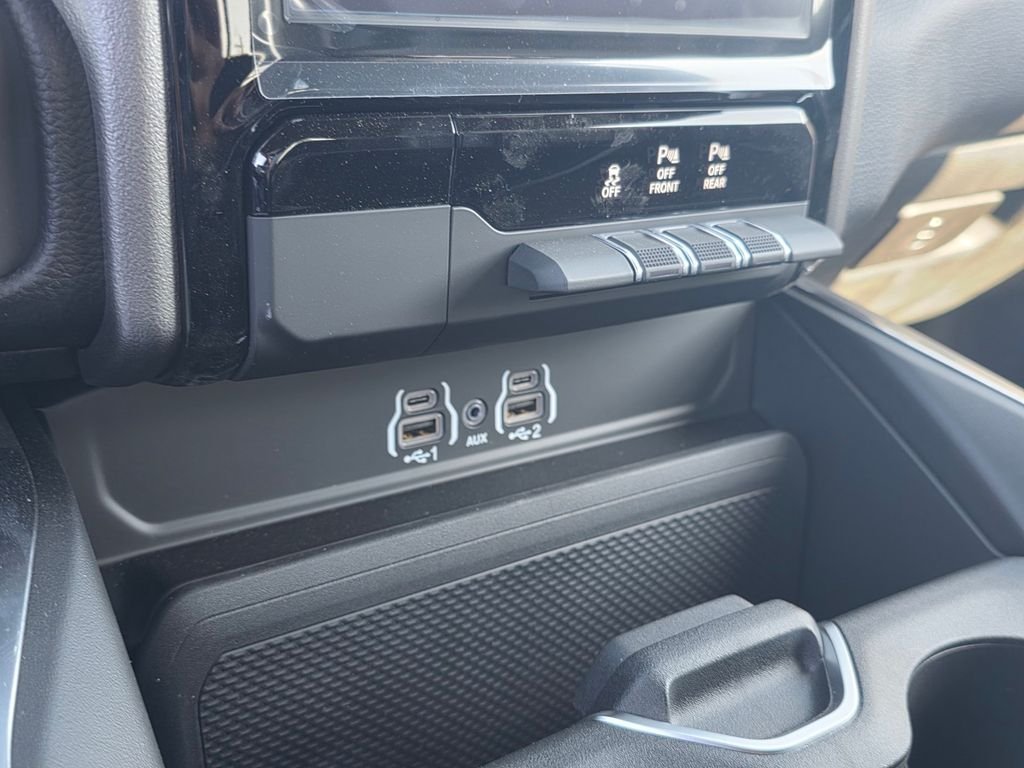 New 2026 RAM 1500 Laramie w/ Sport Appearance Package RWD image 17