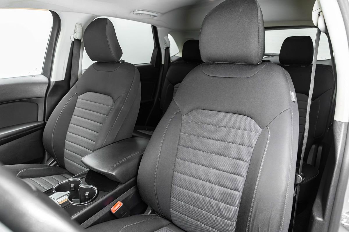 Used 2016 Ford Edge SE AWD/4WD image 19