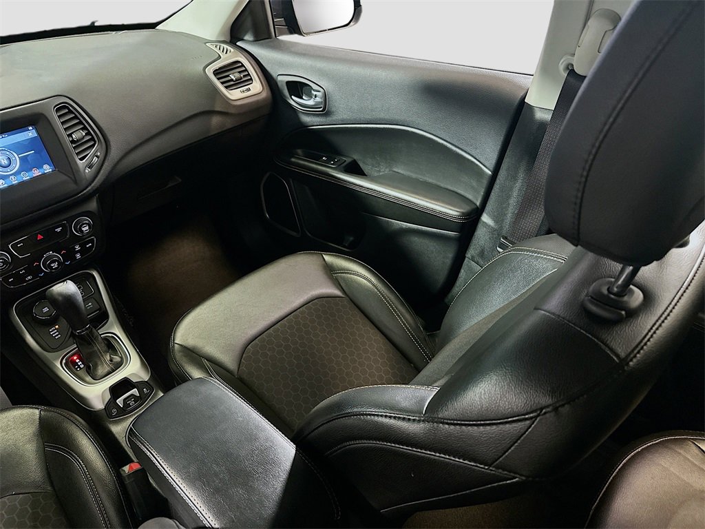 Used 2020 Jeep Compass Latitude image 23