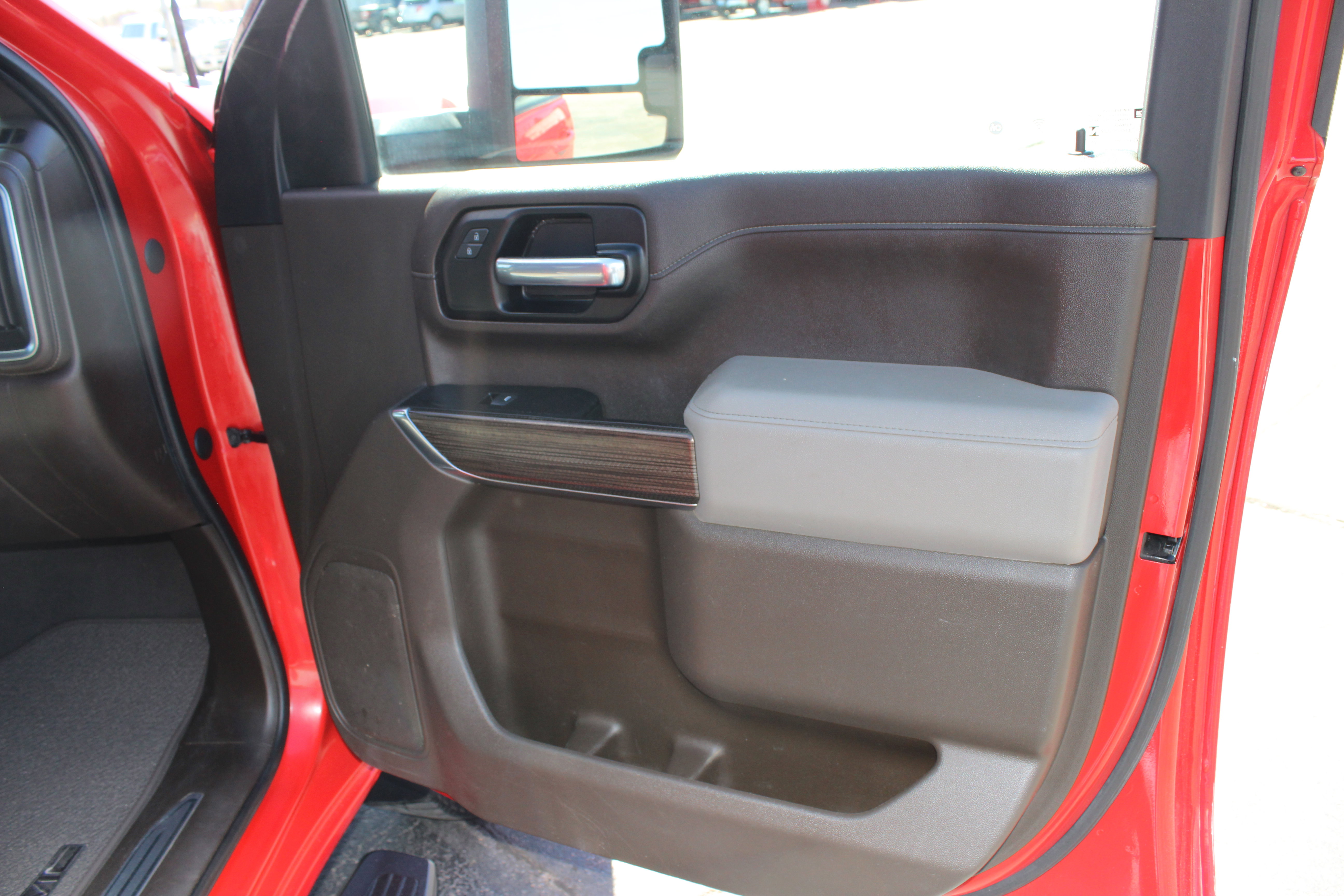 Used 2021 Chevrolet Silverado 3500 LT w/ Convenience Package image 13