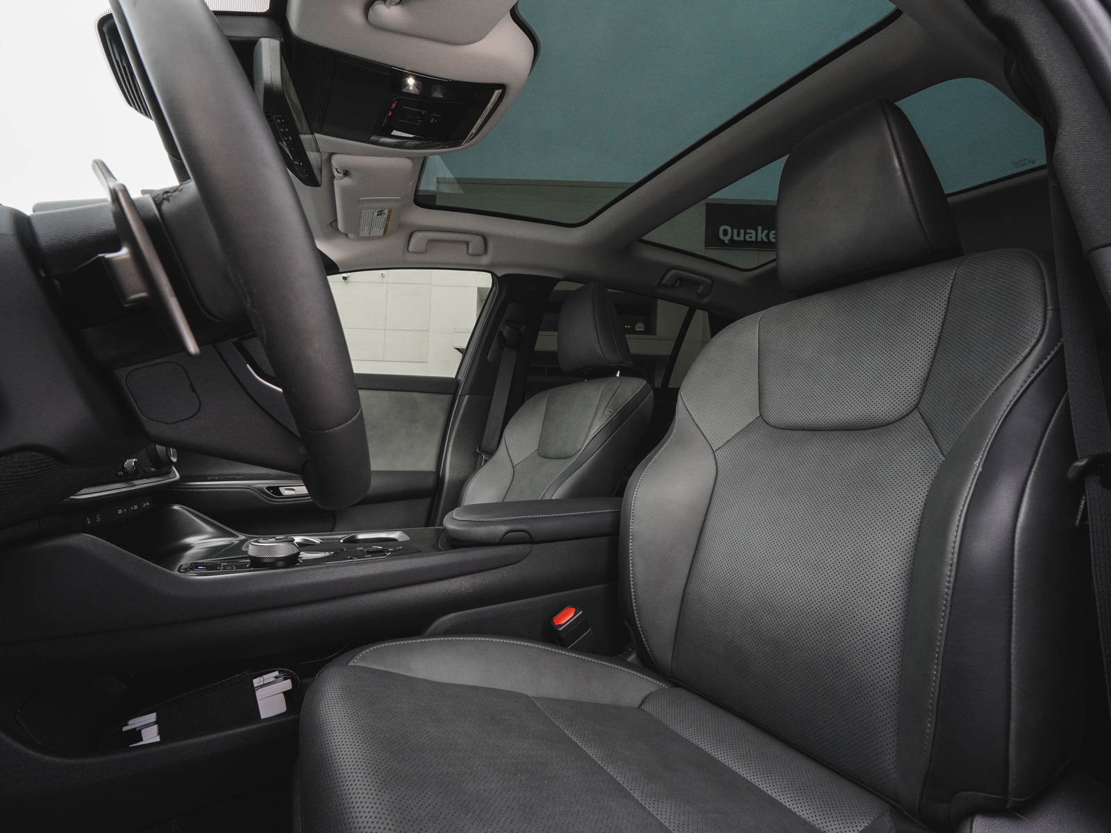 Used 2023 Lexus RZ 450e Premium w/ Technology Package image 29