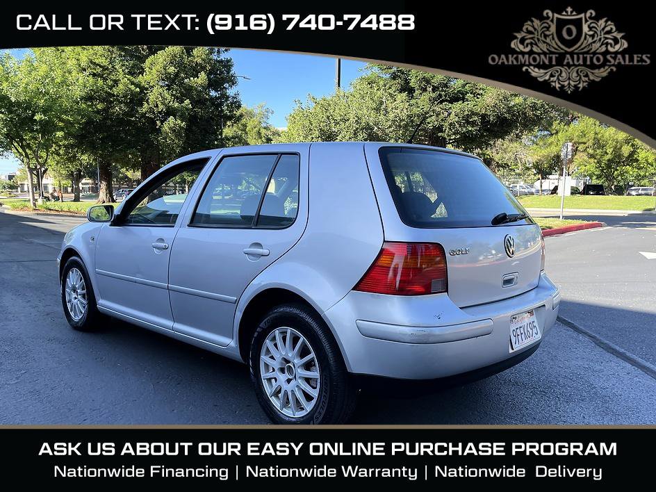 Used 2004 Volkswagen Golf GLS FWD image 4