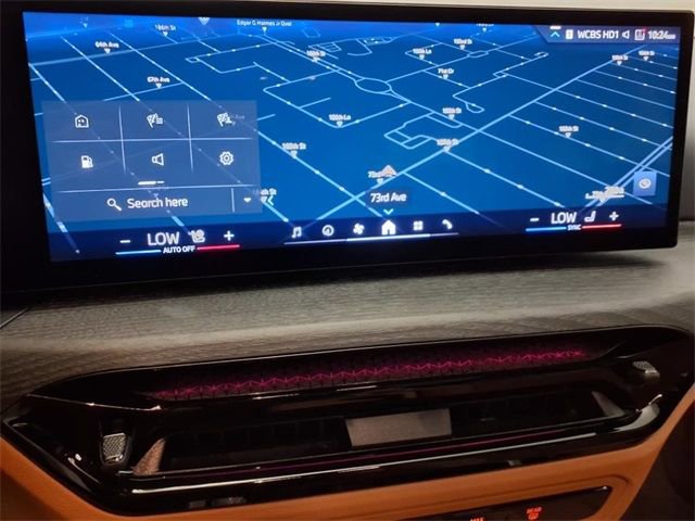 Used 2025 BMW 330i xDrive Sedan w/ Premium Package image 28