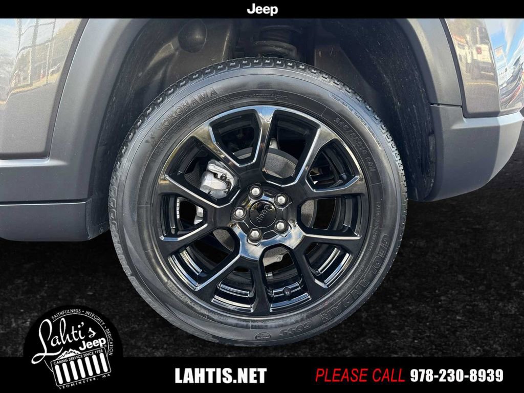 Certified 2022 Jeep Compass Altitude image 8