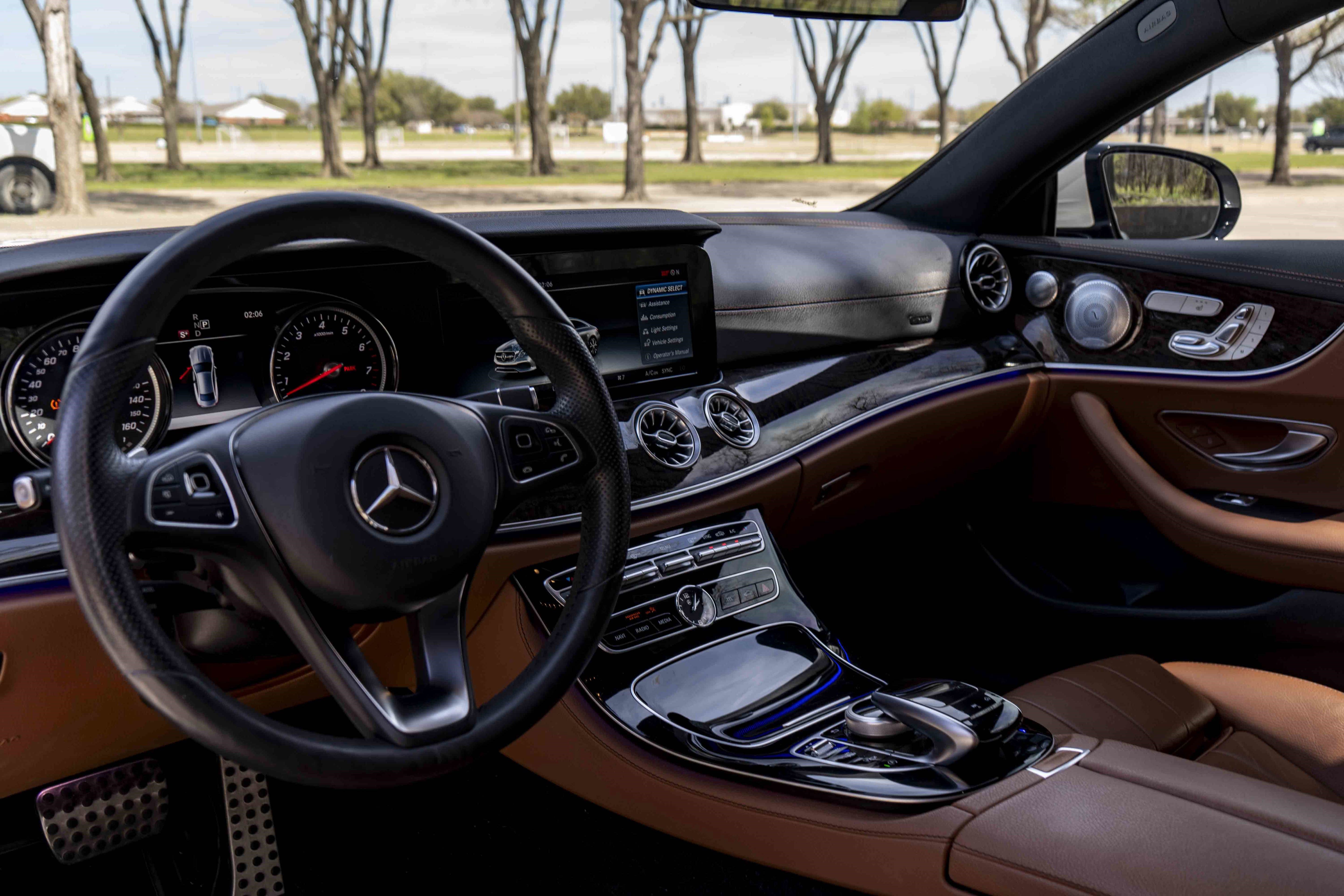 Used 2018 Mercedes-Benz E 400 E 400 image 16