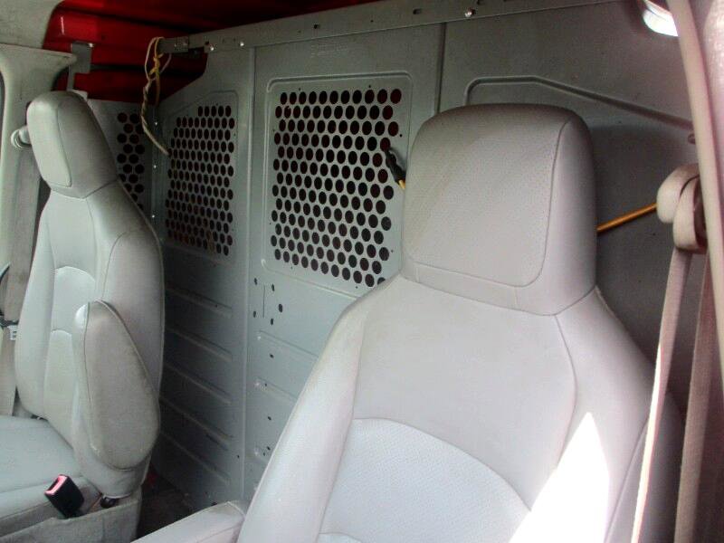 Used 2011 Ford E-150 and Econoline 150 w/ Commercial Cargo Van Pkg image 11