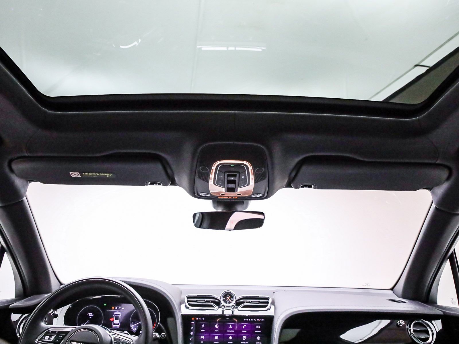 Used 2021 Bentley Bentayga image 15