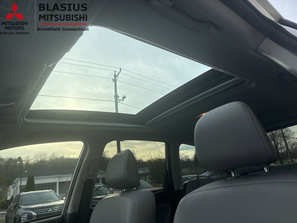 Used 2017 Subaru Forester 2.5i Limited AWD/4WD image 34