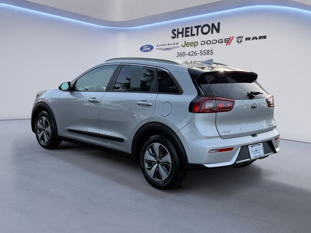 Used 2019 Kia Niro LX image 3