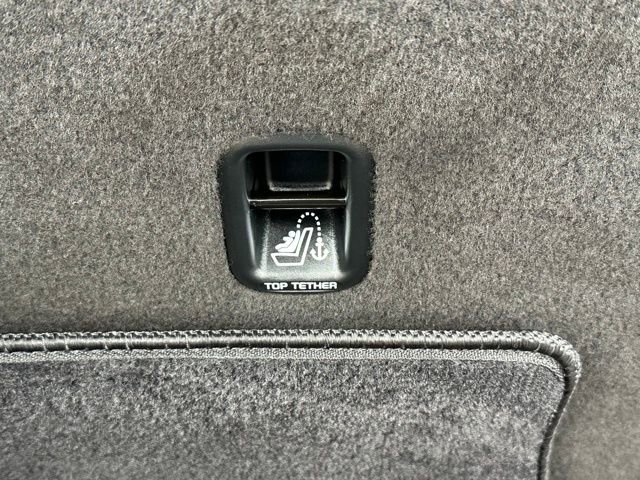 Used 2025 Kia Sorento S image 20