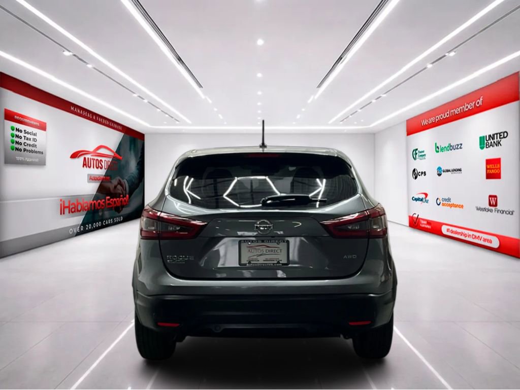 Used 2022 Nissan Rogue Sport S image 7