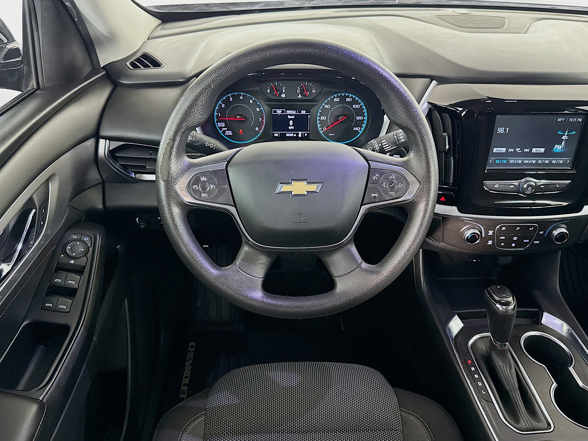 Used 2018 Chevrolet Traverse LS FWD image 16