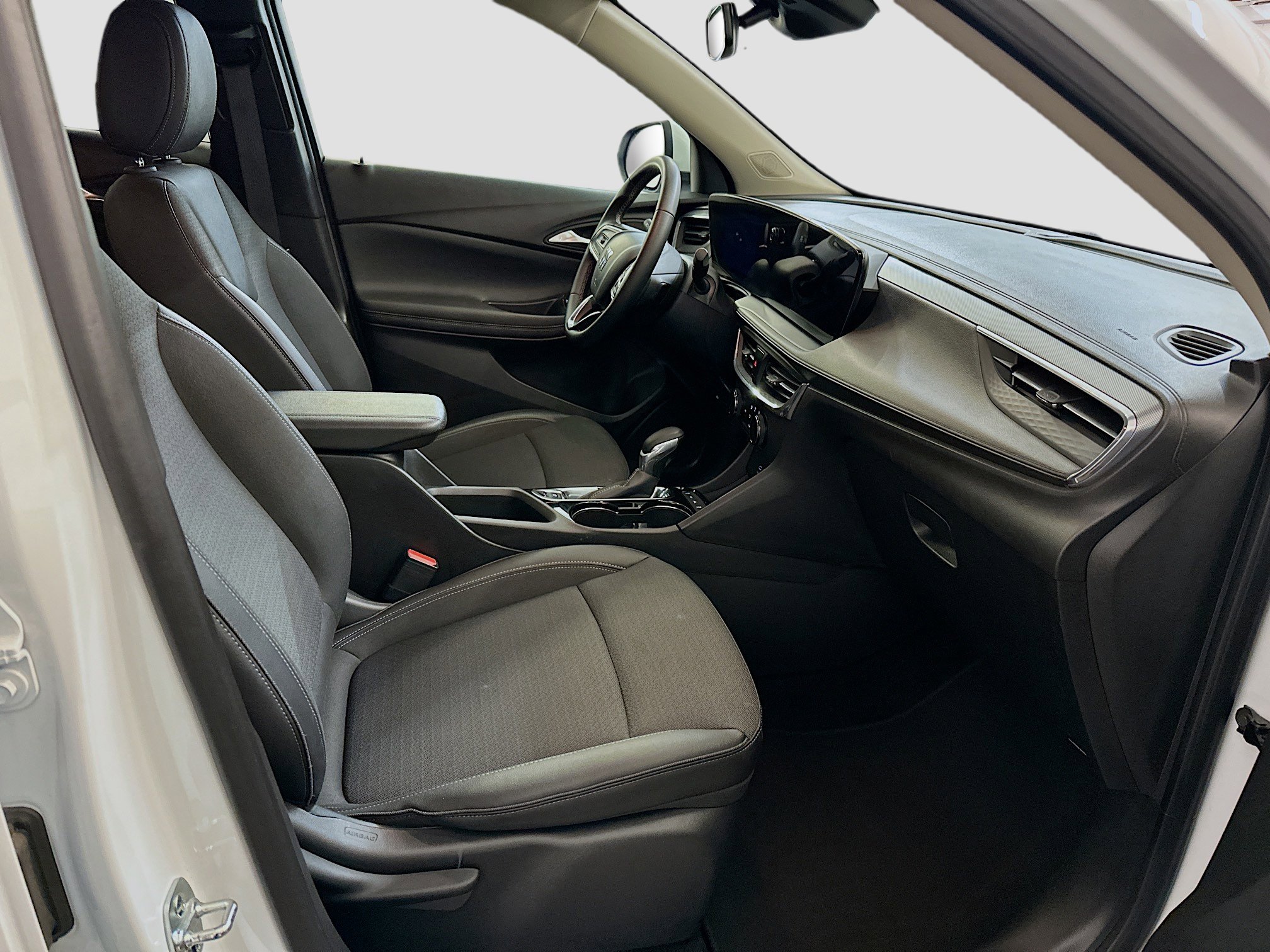 Used 2025 Buick Encore GX Preferred image 31