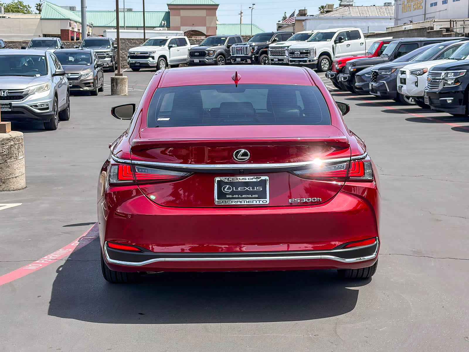 Used 2024 Lexus ES 300h w/ Accessory Package (Z2) FWD image 3