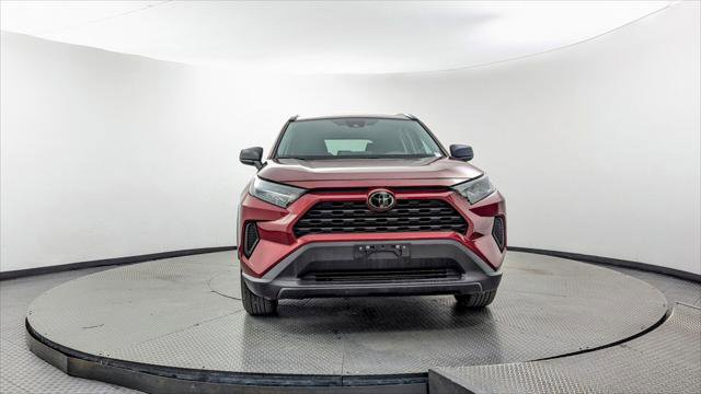 Used 2021 Toyota RAV4 LE AWD/4WD image 12