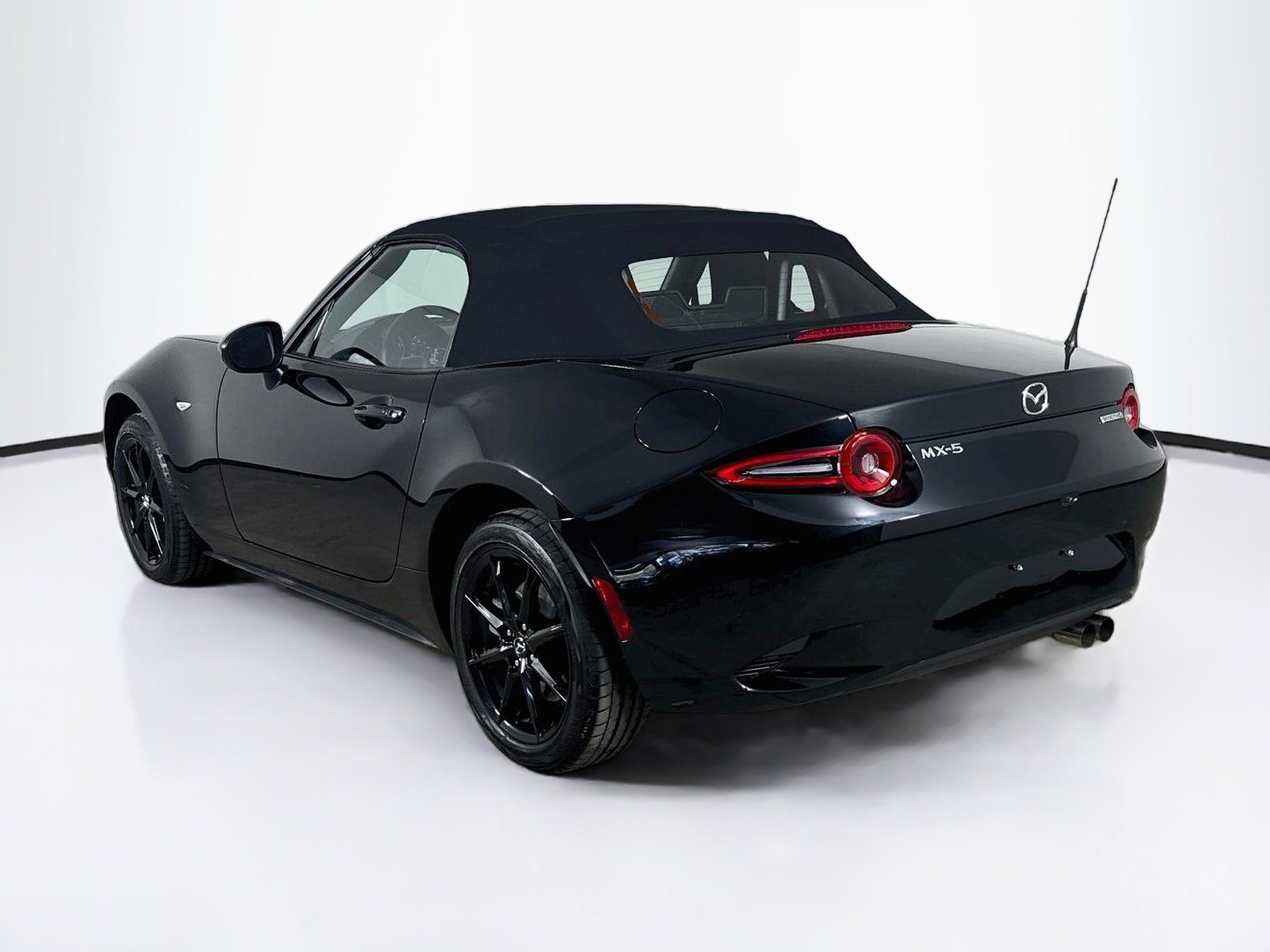 Used 2026 MAZDA MX-5 Miata Sport RWD image 25