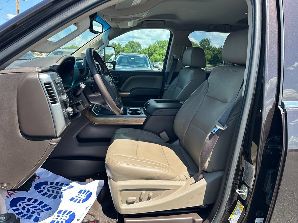 Used 2018 Chevrolet Silverado 3500 LTZ w/ Duramax Plus Package AWD/4WD image 20