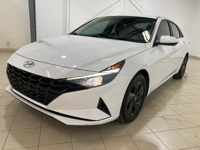 Used 2022 Hyundai Elantra Blue