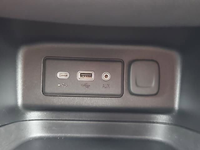 Certified 2021 Chevrolet Equinox LT image 28