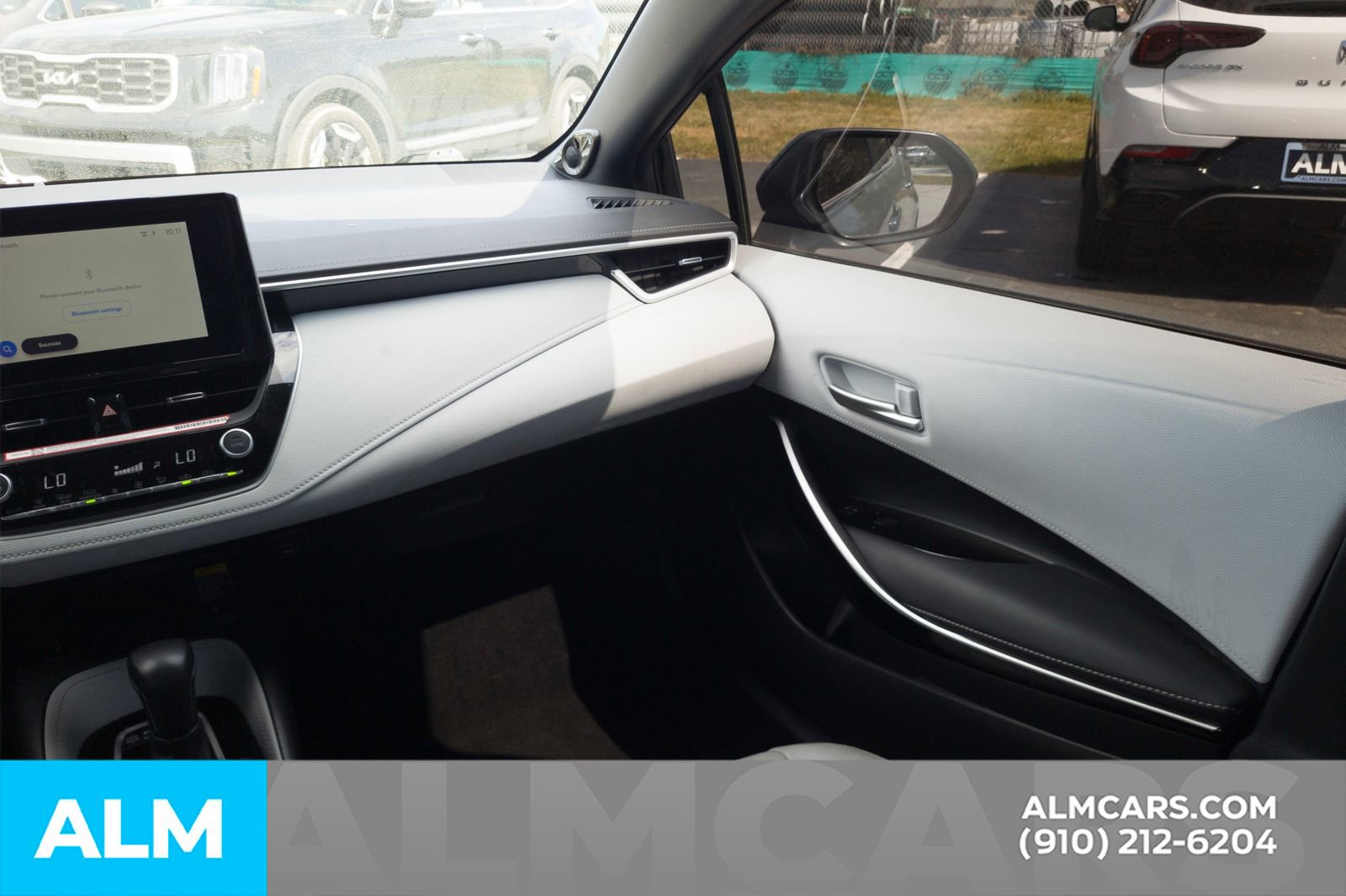 Used 2025 Toyota Corolla XSE FWD image 19