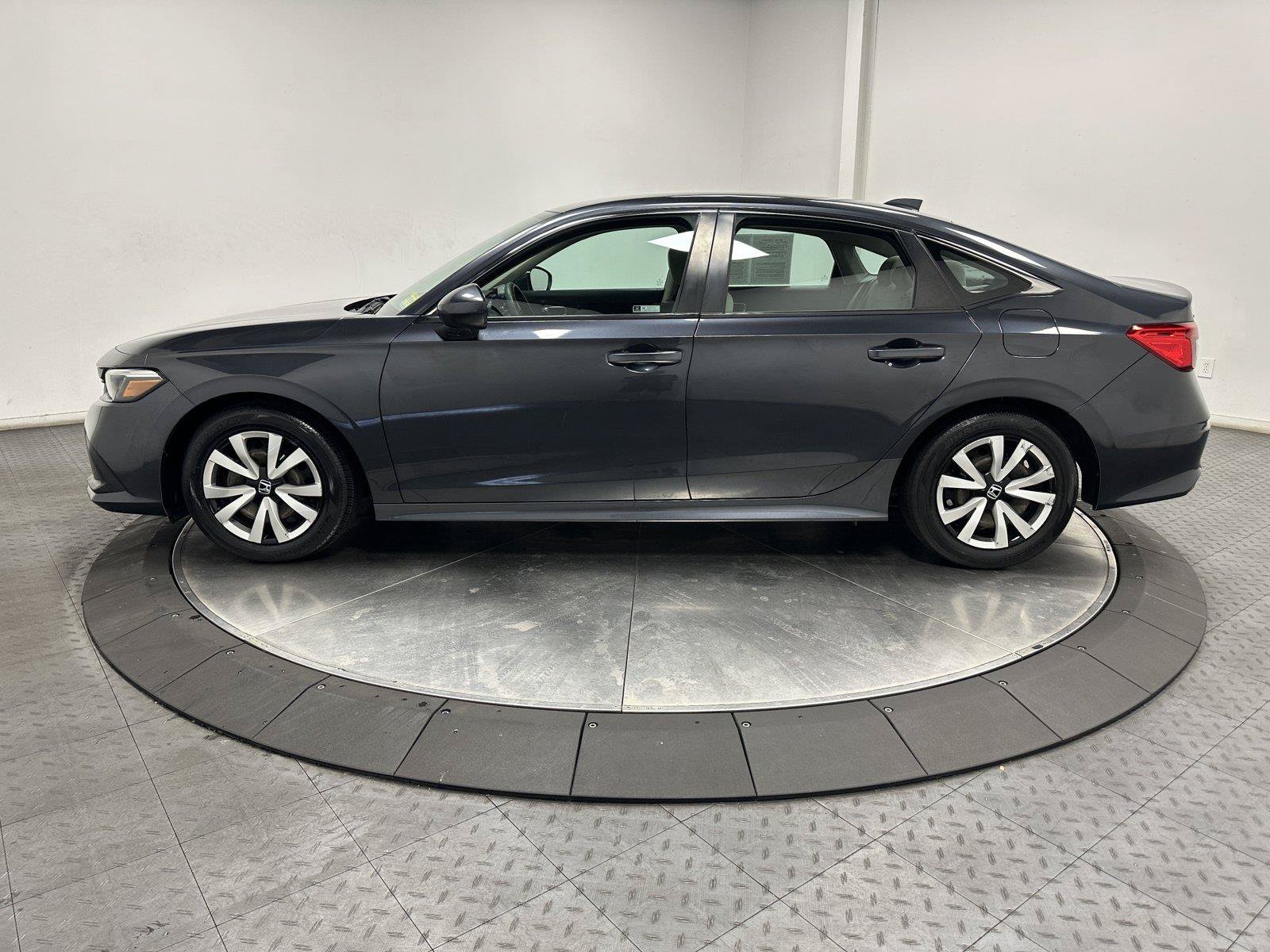 Used 2022 Honda Civic LX image 8