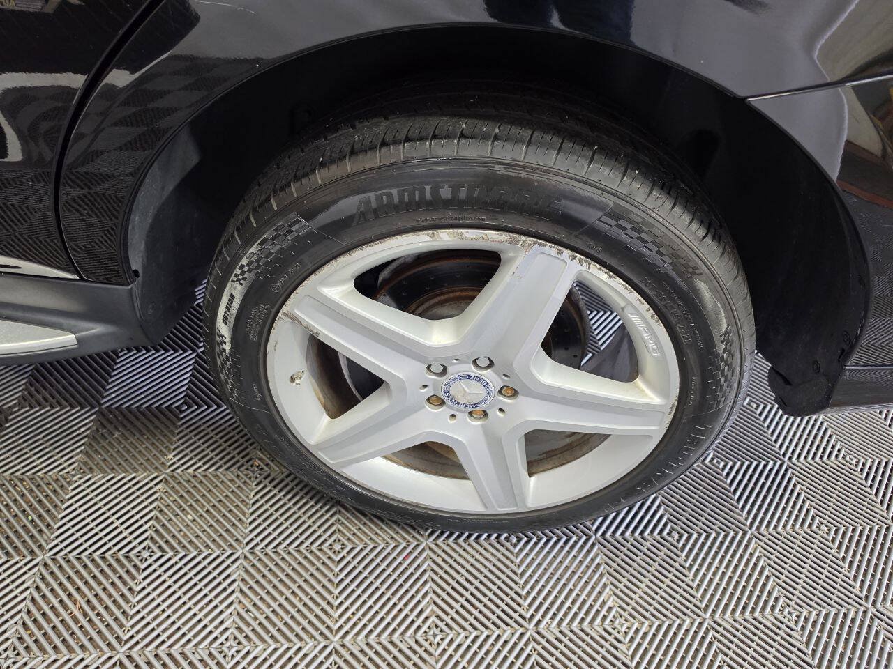 Used 2013 Mercedes-Benz ML 550 4MATIC image 32
