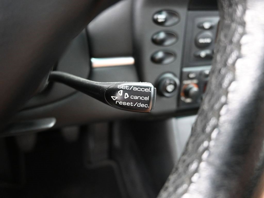 Used 2004 Porsche 911 Carrera 4S image 11