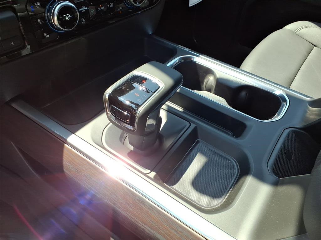 New 2026 GMC Sierra 1500 SLT image 19