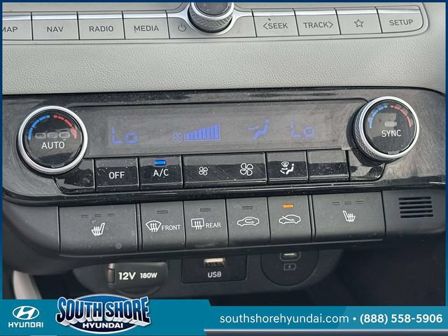 Certified 2025 Hyundai Elantra Limited FWD image 35
