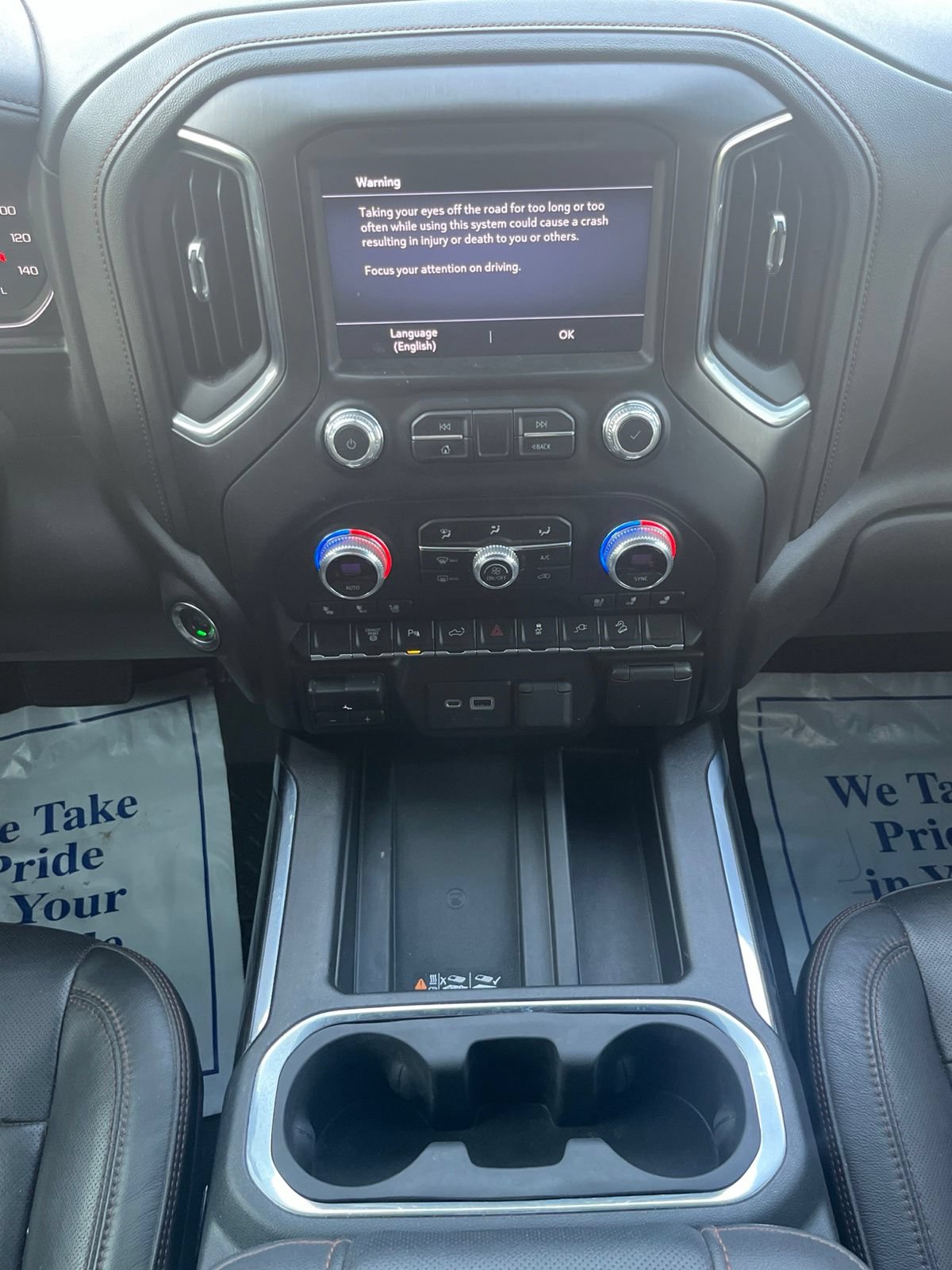 Used 2022 GMC Sierra 3500 AT4 w/ AT4 Preferred Package AWD/4WD image 20
