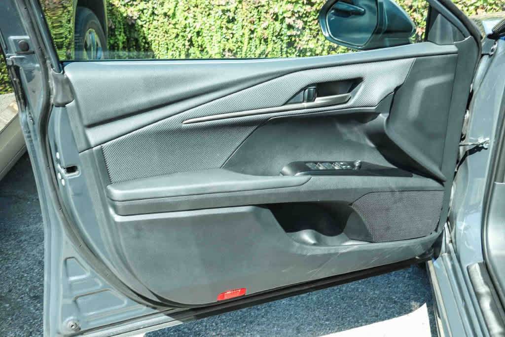 Used 2026 Toyota Camry SE FWD image 25