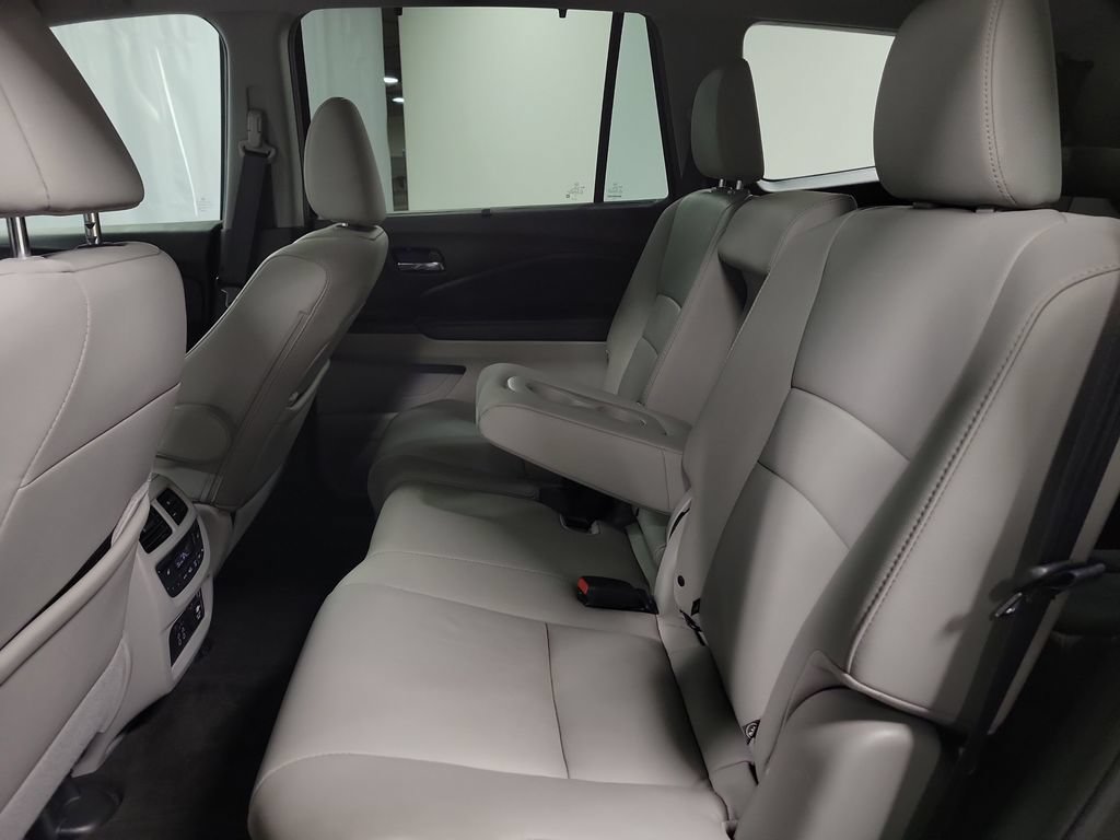 Used 2019 Honda Pilot Touring image 25