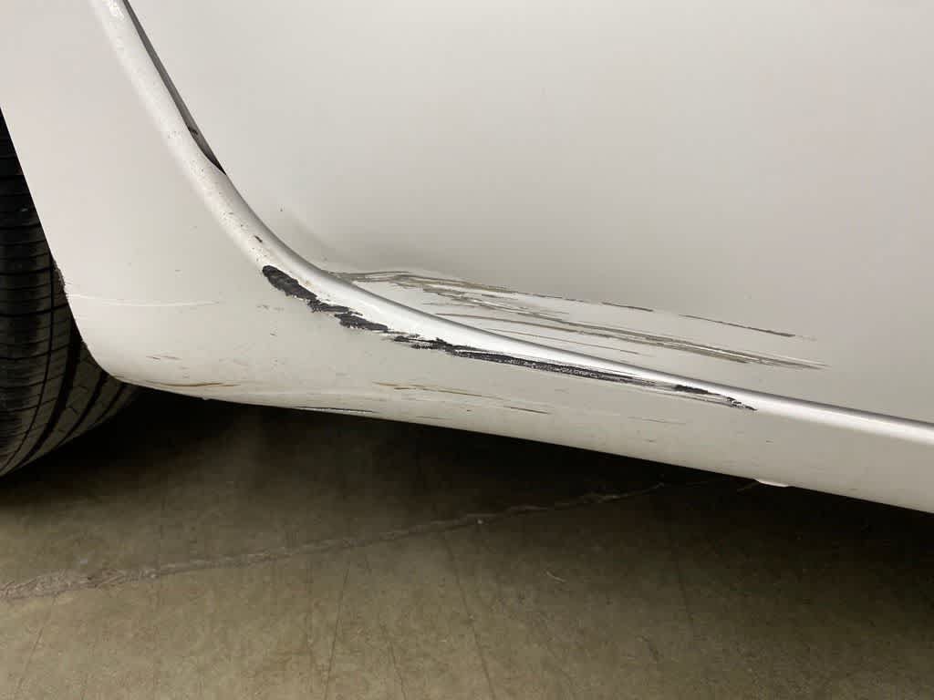 Used 2024 Chrysler Pacifica Touring-L FWD image 33