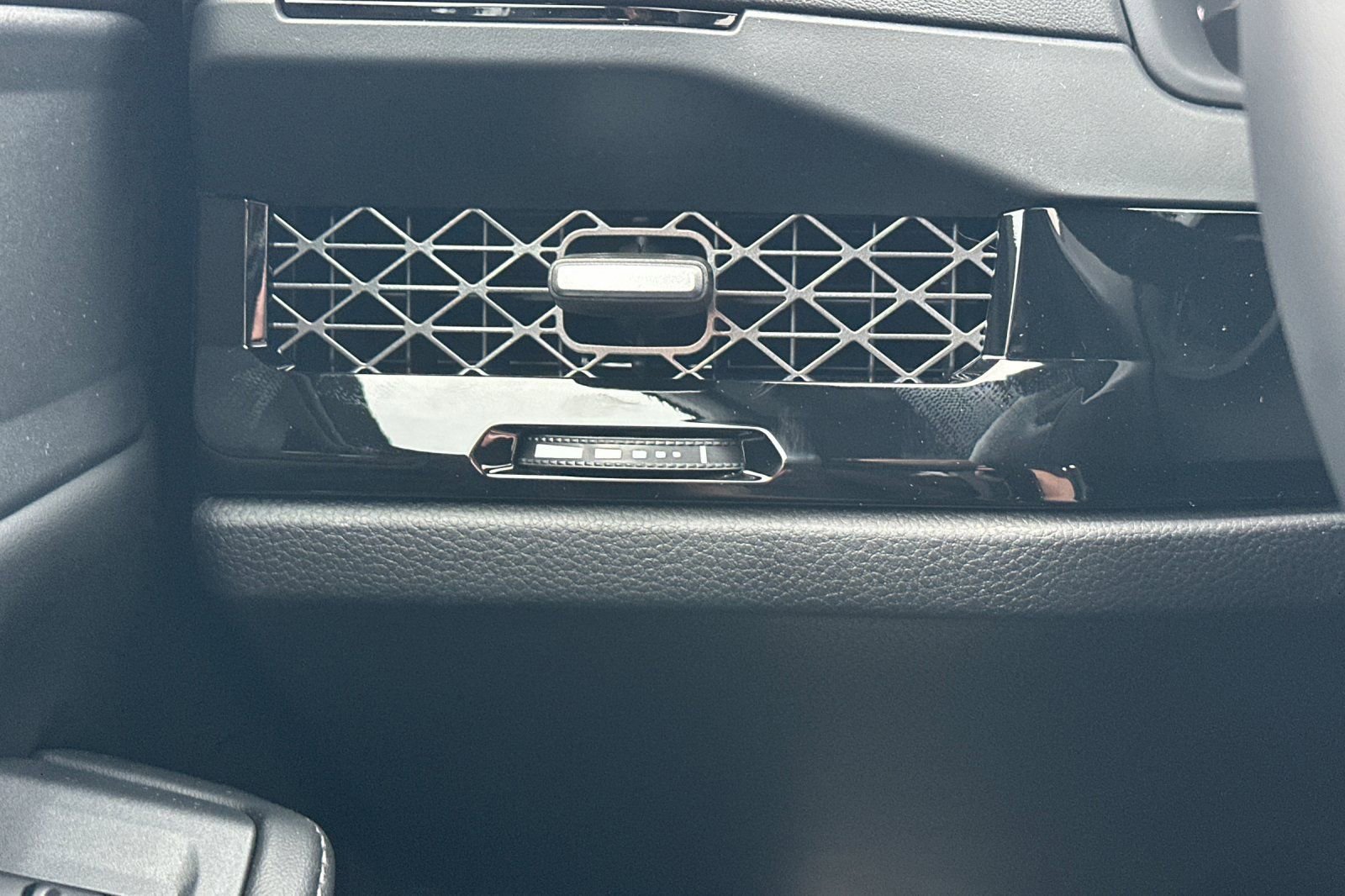 New 2026 Honda Accord Sport image 30