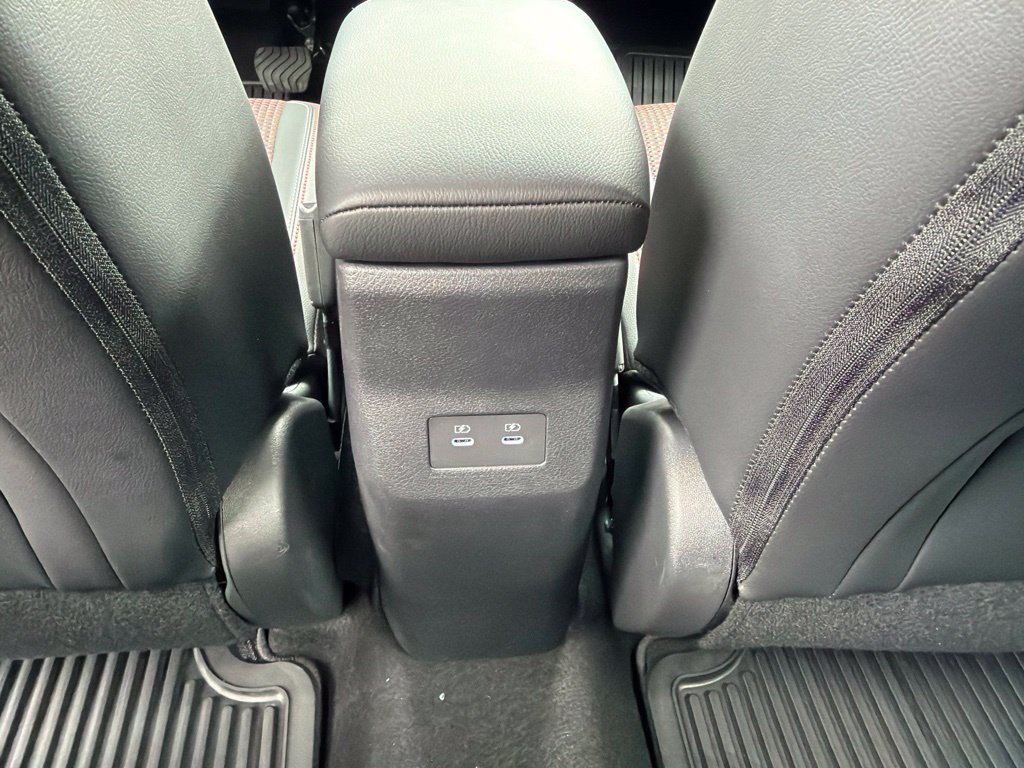 New 2027 Nissan Kicks SR AWD/4WD image 18
