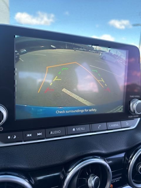 Used 2024 Nissan Sentra SV FWD image 23